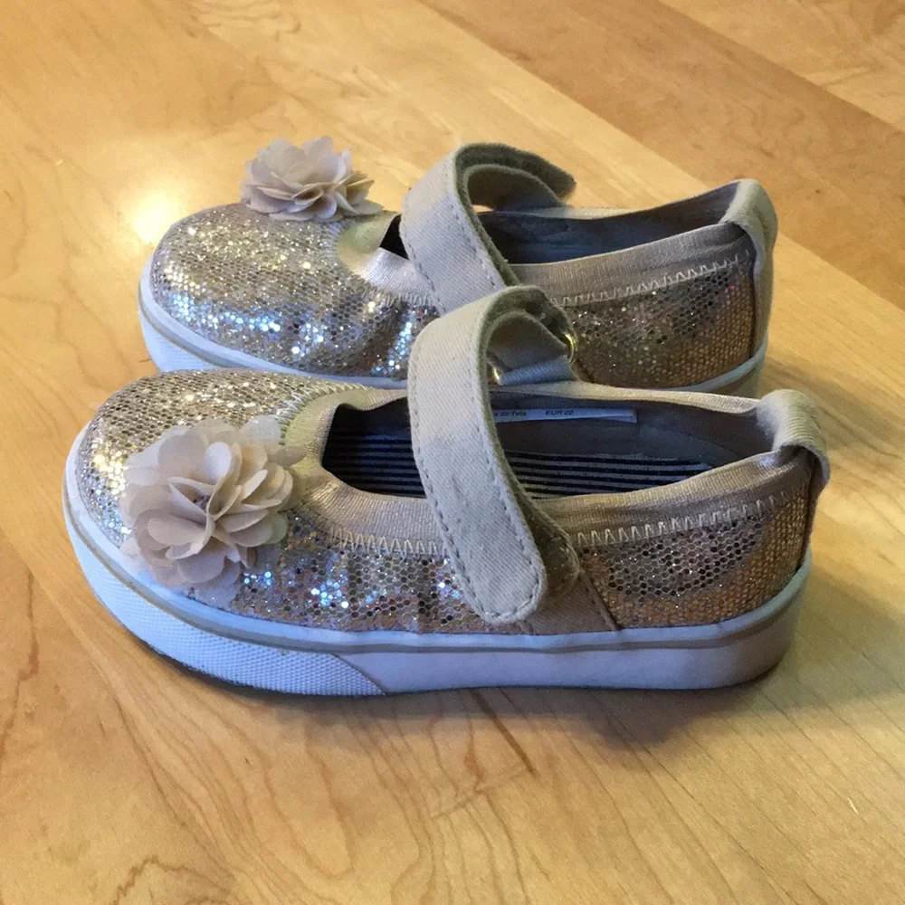 Wonder Nation Glitter Sparkly Mary Jane Shoes